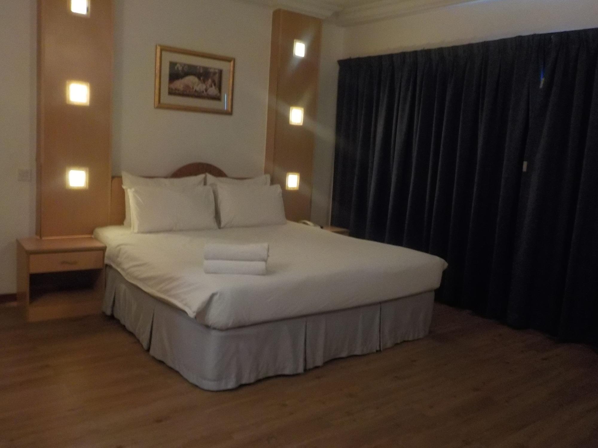 Fair Park Hotel Ipoh Zewnętrze zdjęcie